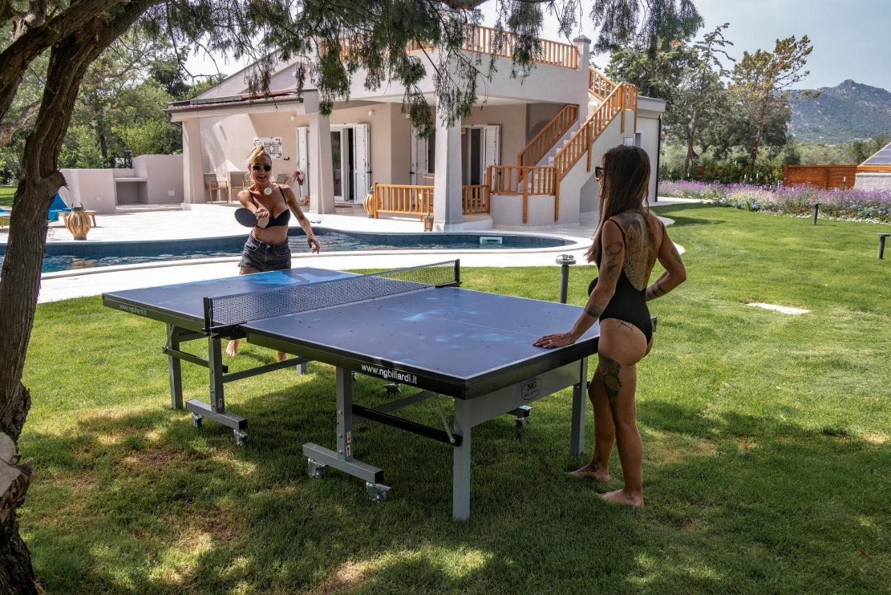 Villa Golden Root Real Estate San Teodoro  Eksteriør billede