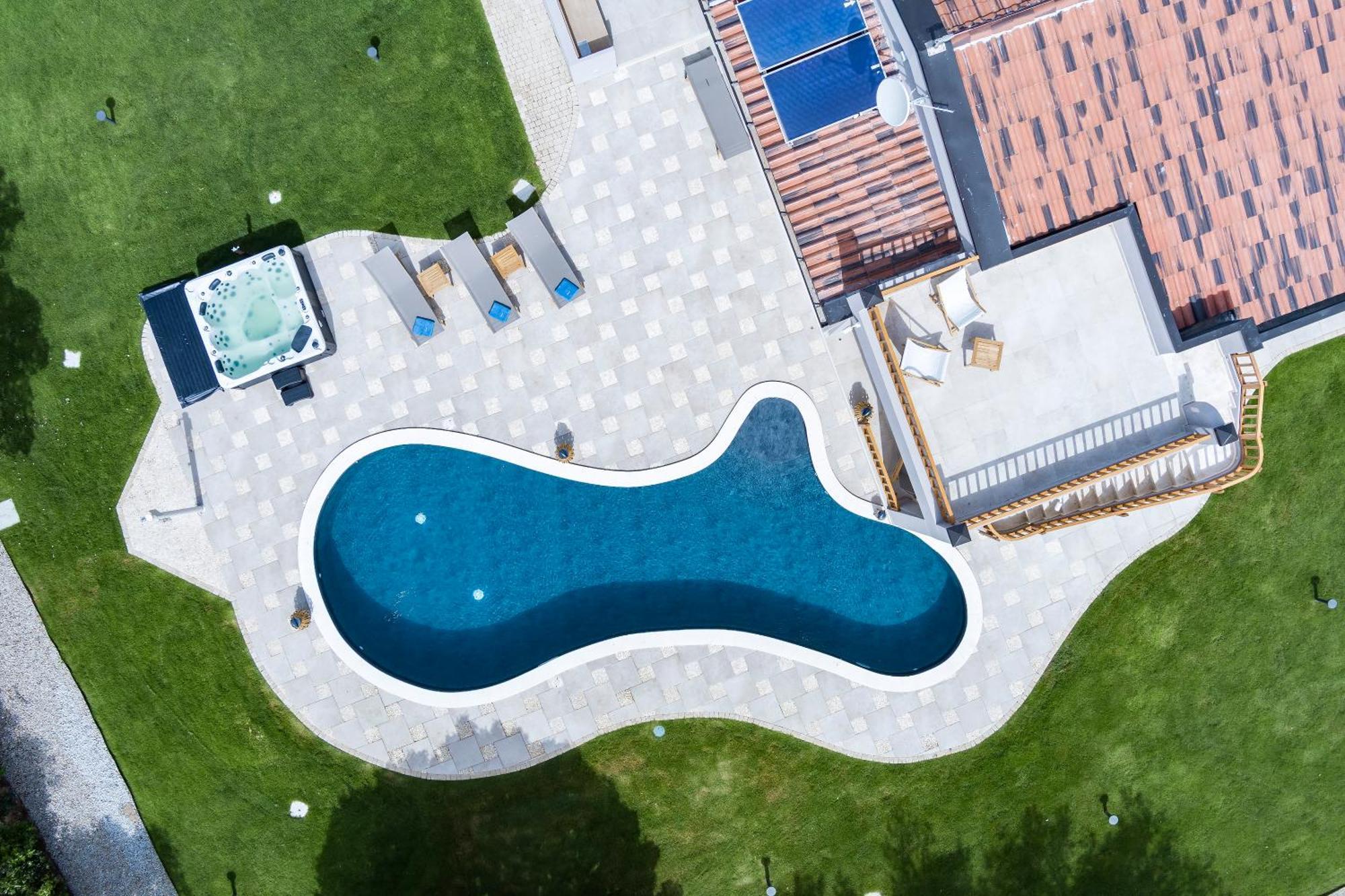 Villa Golden Root Real Estate San Teodoro  Eksteriør billede